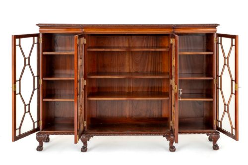 CHIPPENDALE STYLE 4 DOOR BREAKFRONT BOOKCASE - ADDITIONAL PHOTO 6