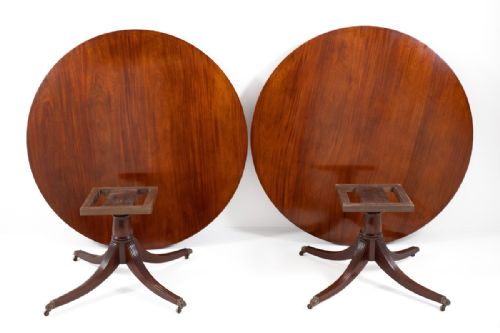 IMPRESSIVE PAIR OF MAHOGANY CIRCULAR DINING TABLES - ADDITIONAL PHOTO 4
