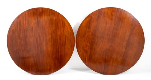 IMPRESSIVE PAIR OF MAHOGANY CIRCULAR DINING TABLES - ADDITIONAL PHOTO 6