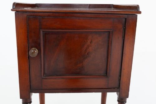 REGENCY MAHOGANY BEDSIDE CABINET - ADDITIONAL PHOTO 1