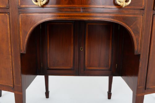 WONDERFUL GEORGIAN MAHOGANY SIDEBOARD - ADDITIONAL PHOTO 3