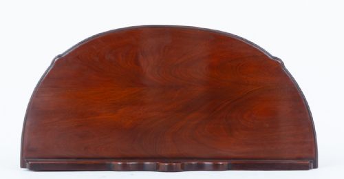 BOW FRONTED MAHOGANY SIDE TABLE - ADDITIONAL PHOTO 5