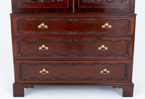 WONDERFUL MAHOGANY CHIPPENDALE STYLE LINEN PRESS - ADDITIONAL PHOTO 4