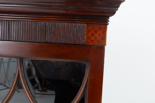 GEORGIAN STYLE MAHOGANY BREAKFRONT BOOKCASE - ADDITIONAL PHOTO 7