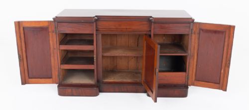 VICTORIAN MAHOGANY 3 DOOR SIDEBOARD - ADDITIONAL PHOTO 3