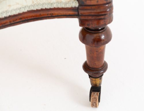 VICTORIAN GENTLEMAN'S CHAIR - ADDITIONAL PHOTO 1