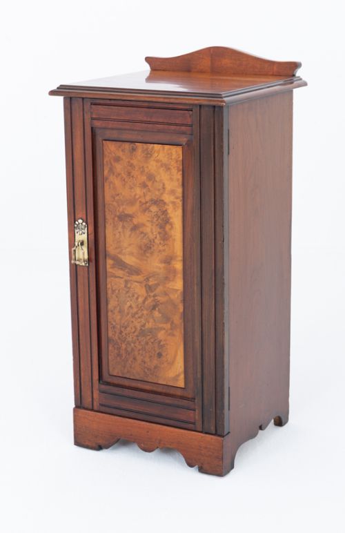LATE VICTORIAN WALNUT BEDSIDE CABINET