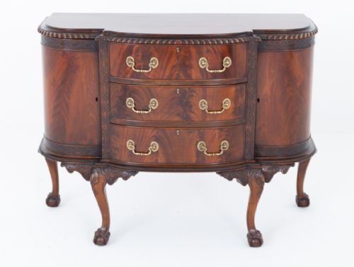 MAHOGANY CHIPPENDALE STYLE SIDE CABINET - ADDITIONAL PHOTO 9