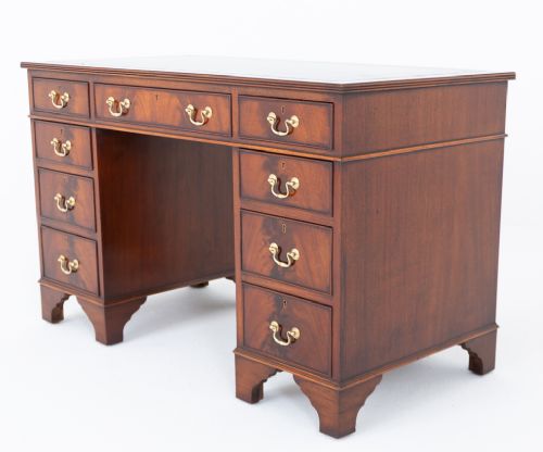 GEORGIAN REVIVAL MAHOGANY DESK
