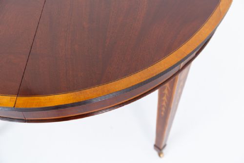 SHERATON REVIVAL INLAID MAHOGANY EXTENDING DINING TABLE - ADDITIONAL PHOTO 2