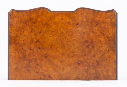 ELEGANT BURR WALNUT QUEEN ANNE STYLE BEDSIDE CHEST OF DRAWERS - ADDITIONAL PHOTO 4
