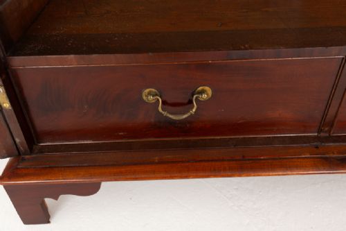 GEORGIAN MAHOGANY 2 DOOR HALL CABINET - ADDITIONAL PHOTO 3