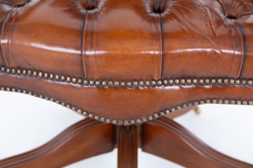 MAHOGANY AND LEATHER CAPTAINS CHAIR - ADDITIONAL PHOTO 2