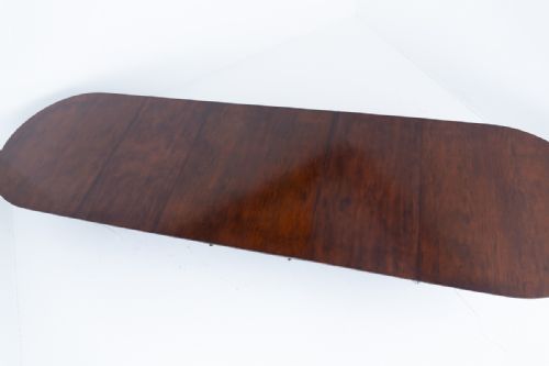 IMPRESSIVE 20 22 SEAT REGENCY STYLE MAHOGANY DINING TABLE - ADDITIONAL PHOTO 7