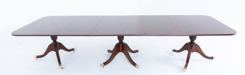 3 PEDESTAL MAHOGANY REGENCY STYLE DINING TABLE - ADDITIONAL PHOTO 9