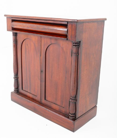Victorian Mahogany 2 Door Side Cabinet