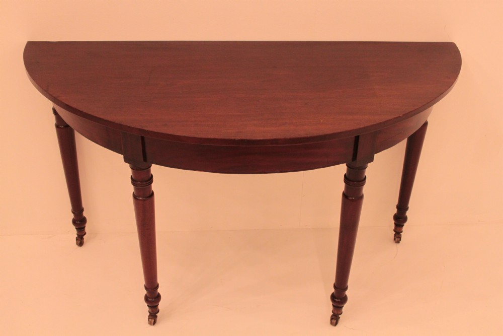 Mahogany 