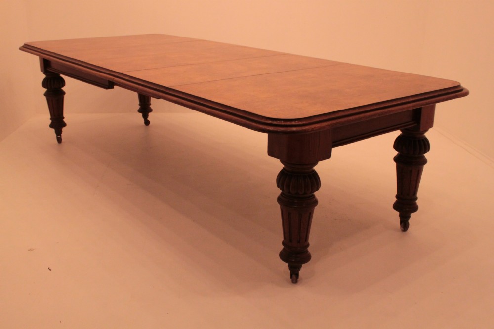 Victorian Golden Oak Extending dining table