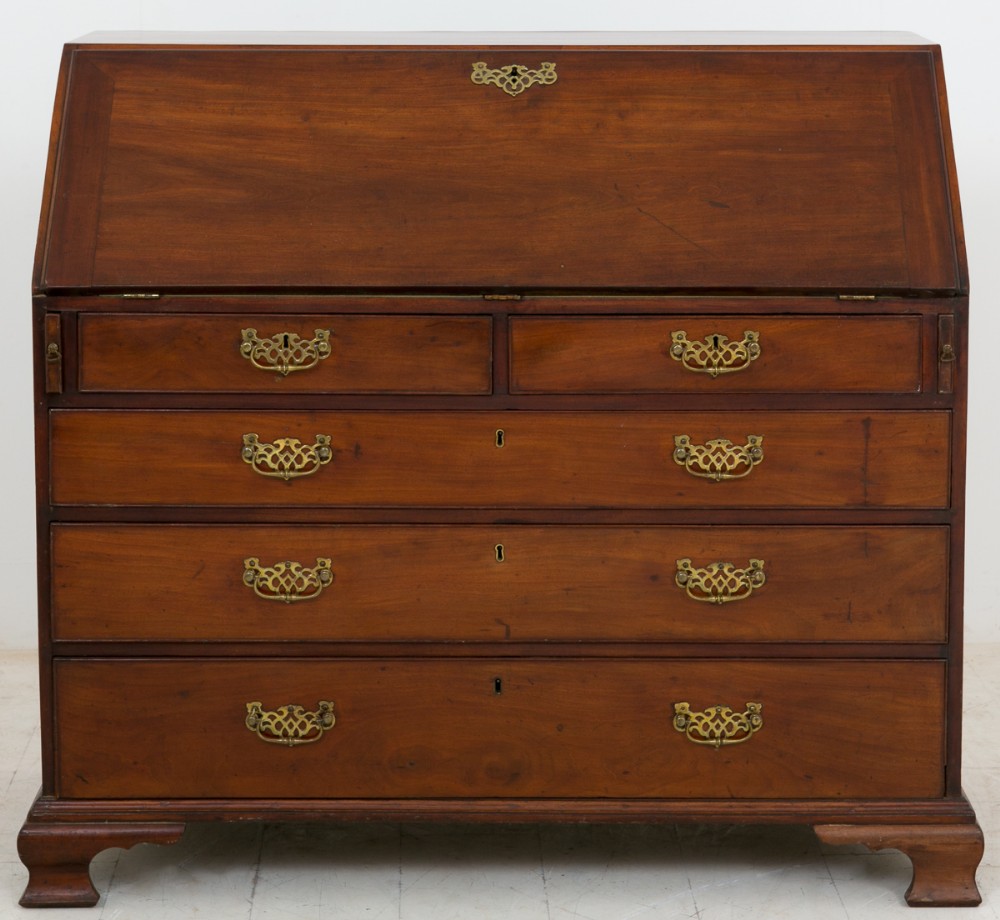 Georgian Mahogany Bureau 