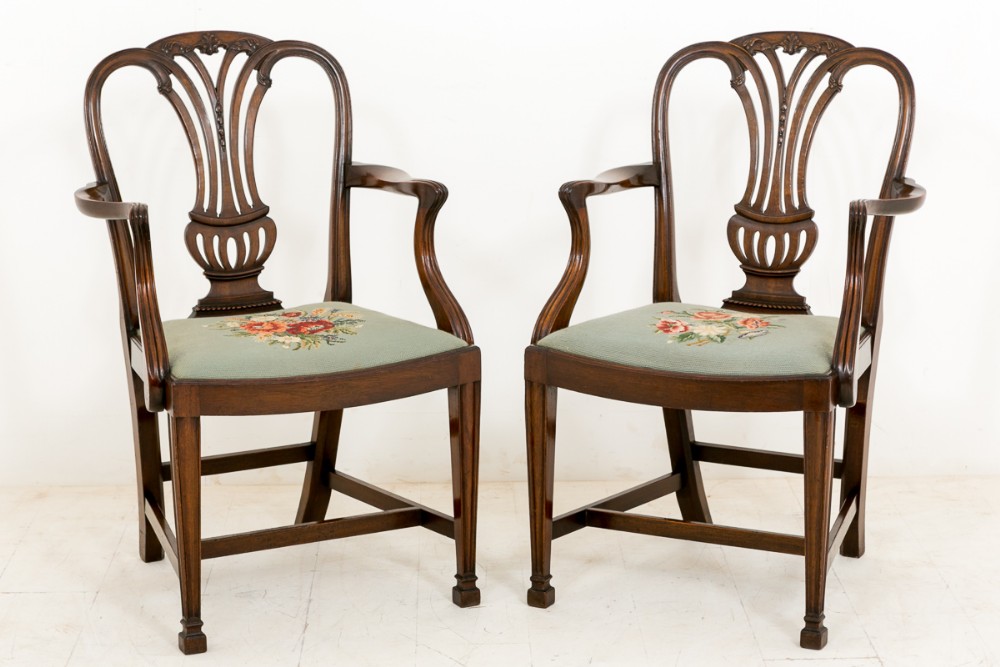 Pair of Mahogany Hepplewhite influenced Carver Chairs
