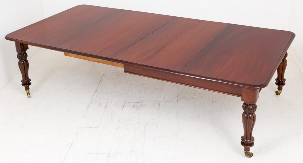 3 Leaf Victorian Mahogany Extending Dining Table