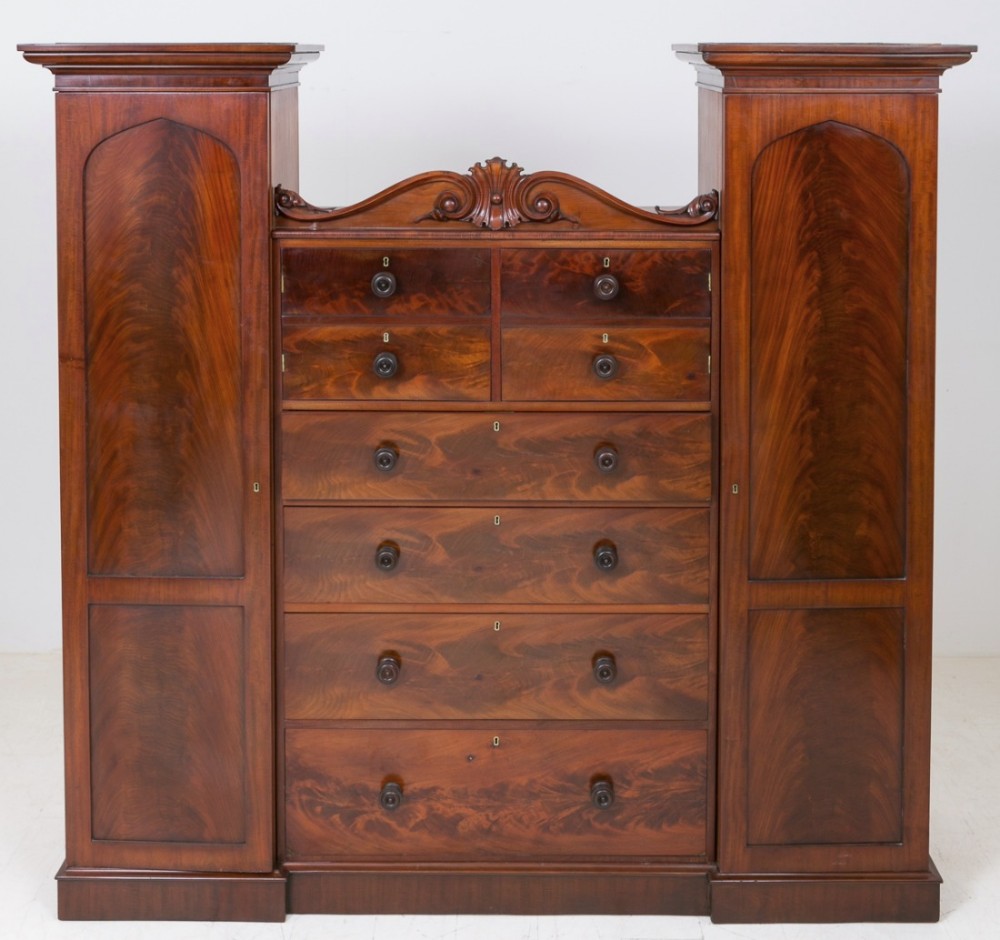 Superb Quality Mahogany Turret Wardrobe