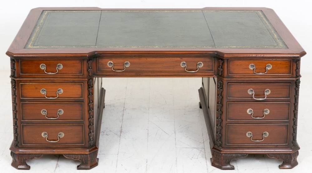Mahogany Partners Desk