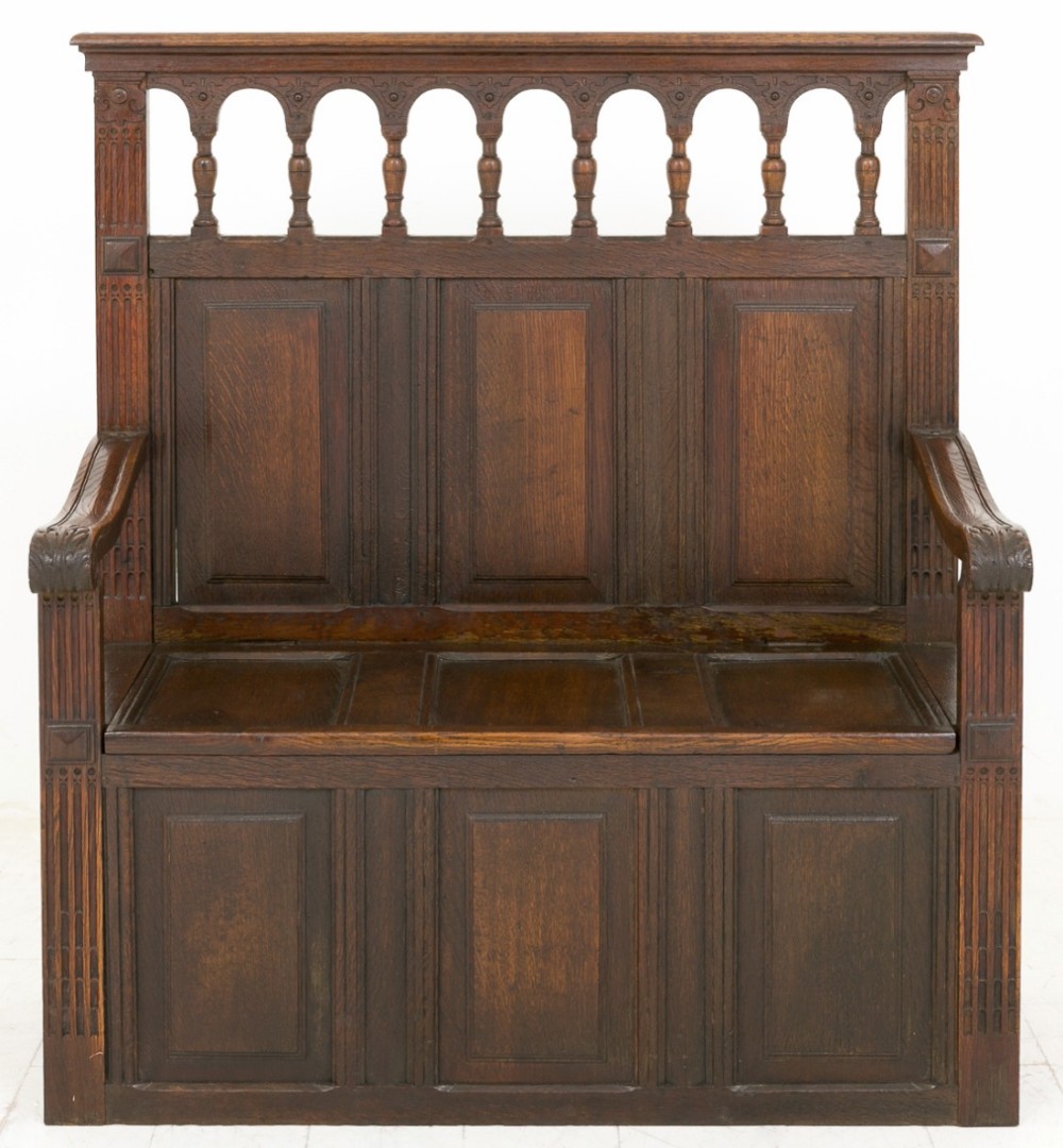 Oak Settle