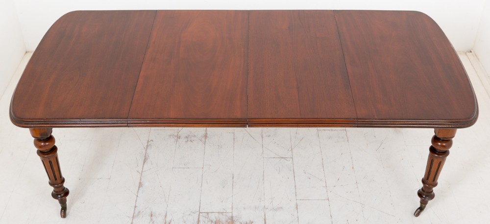 Victorian Mahogany Extending Dining Table