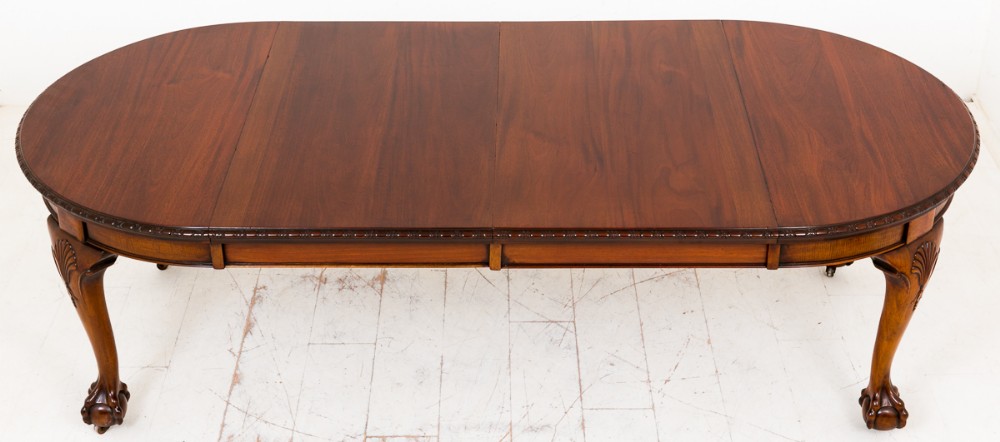 Mahogany 2 Leaf Extending Dining Table