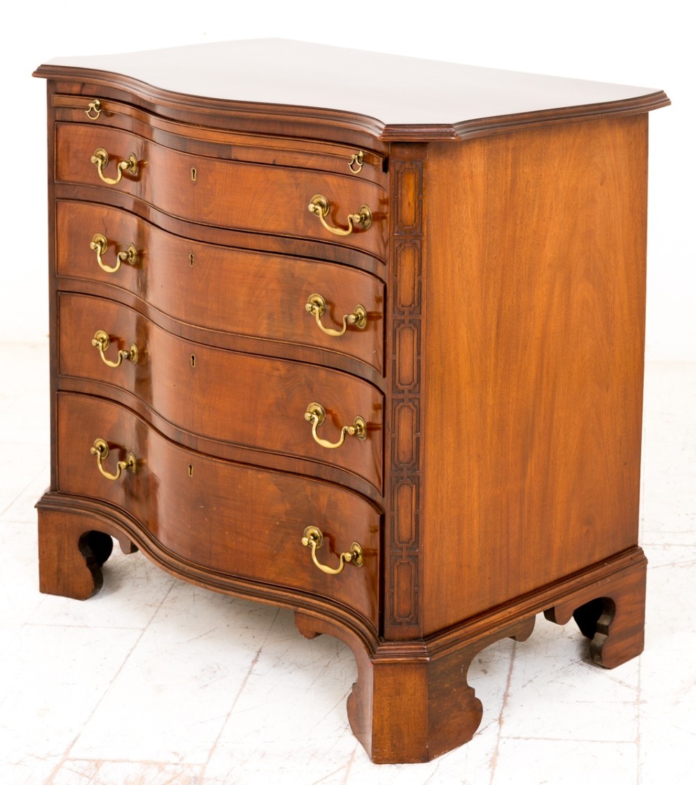 Mahogany Serpentine Georgian Style Bachelors Chest