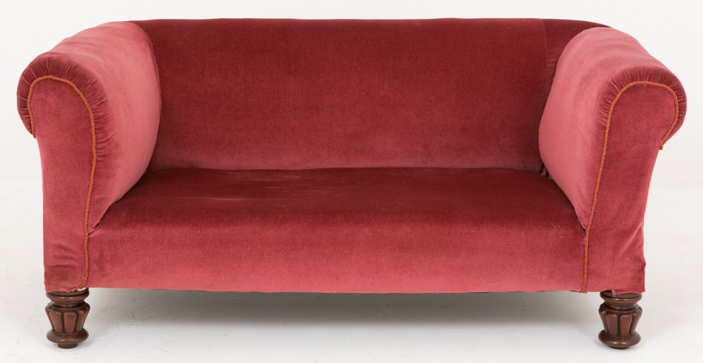 Victorian Drop End Chesterfield Settee