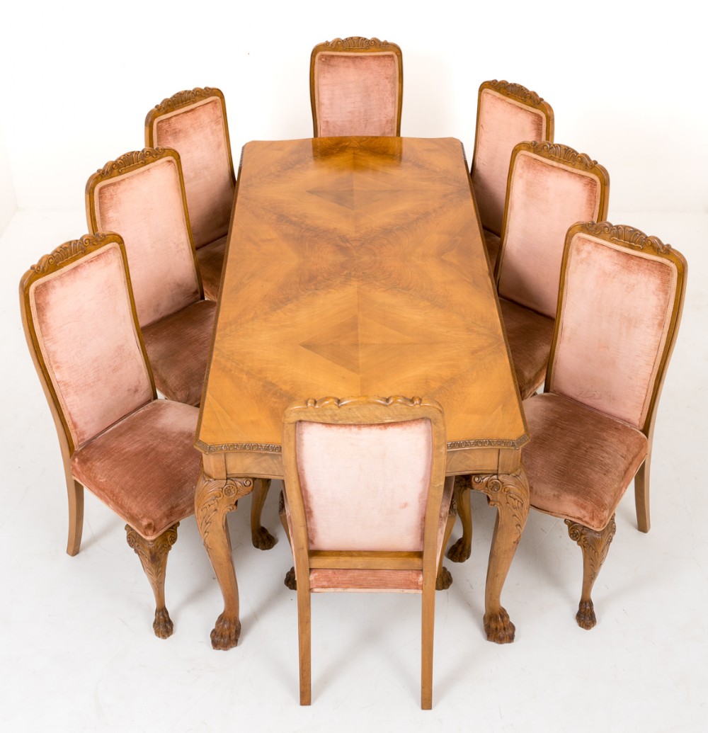 Walnut Queen Anne Style Dining Suite