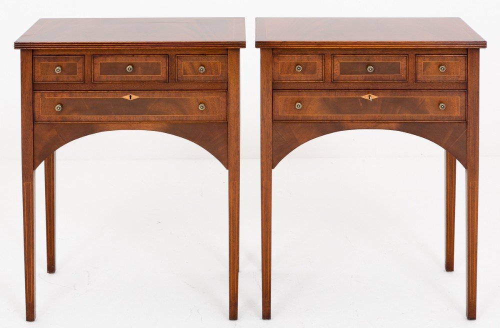 Pretty Pair of Mahogany End Tables