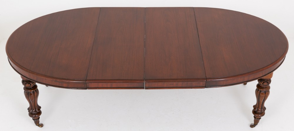 Mid Victorian Mahogany Oval Extending Dining Table