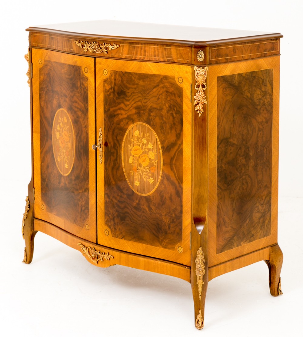 Stunning Burr Walnut and Marquetry 2 door Cabinet