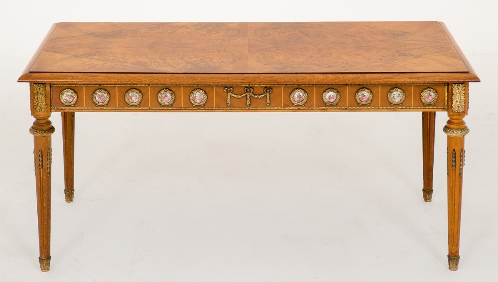 Pretty French Burr walnut Coffee Table
