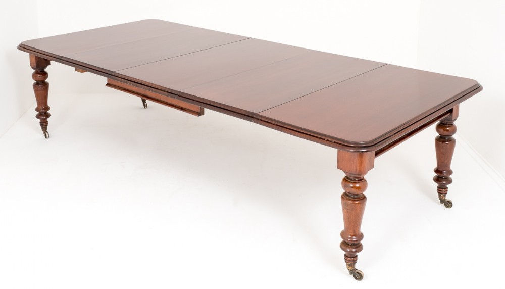 Victorian Mahogany 3 Leaf Extending Dining Table