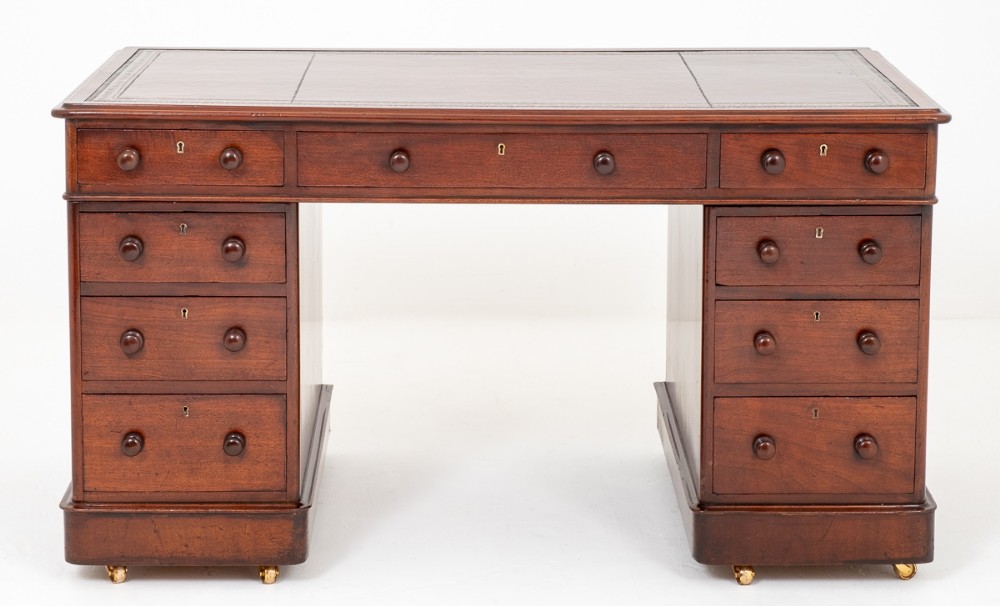Victorian Mahogany Pedestal Desk
