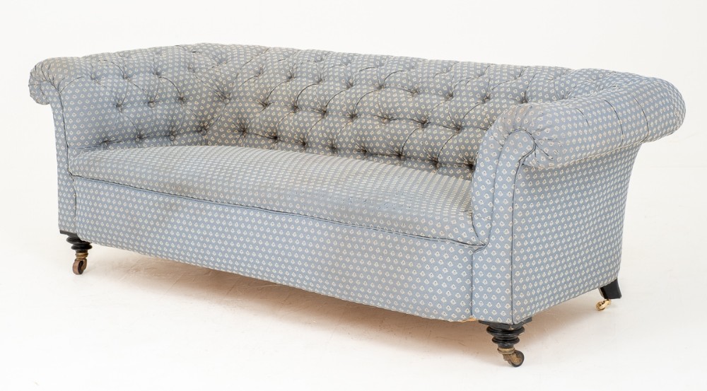 Victorian Deep Buttoned Chesterfield Settee