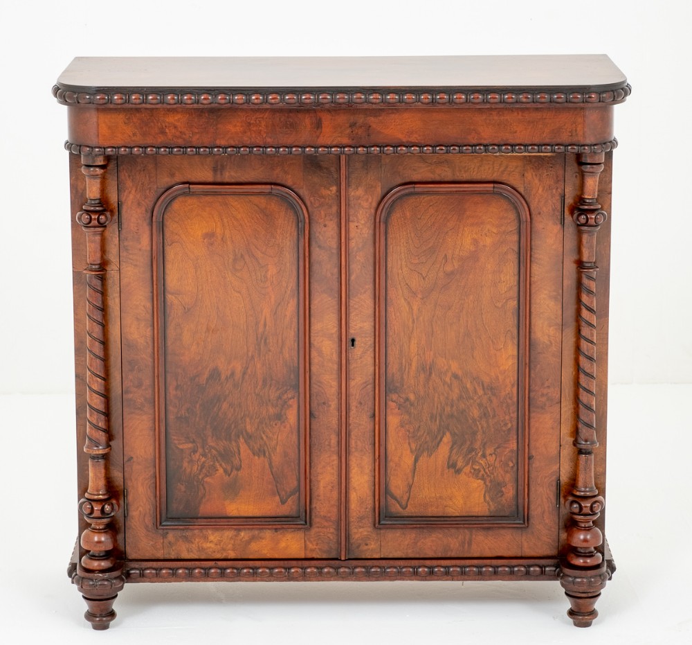 Good Quality Victorian 2 Door Side Cabinet