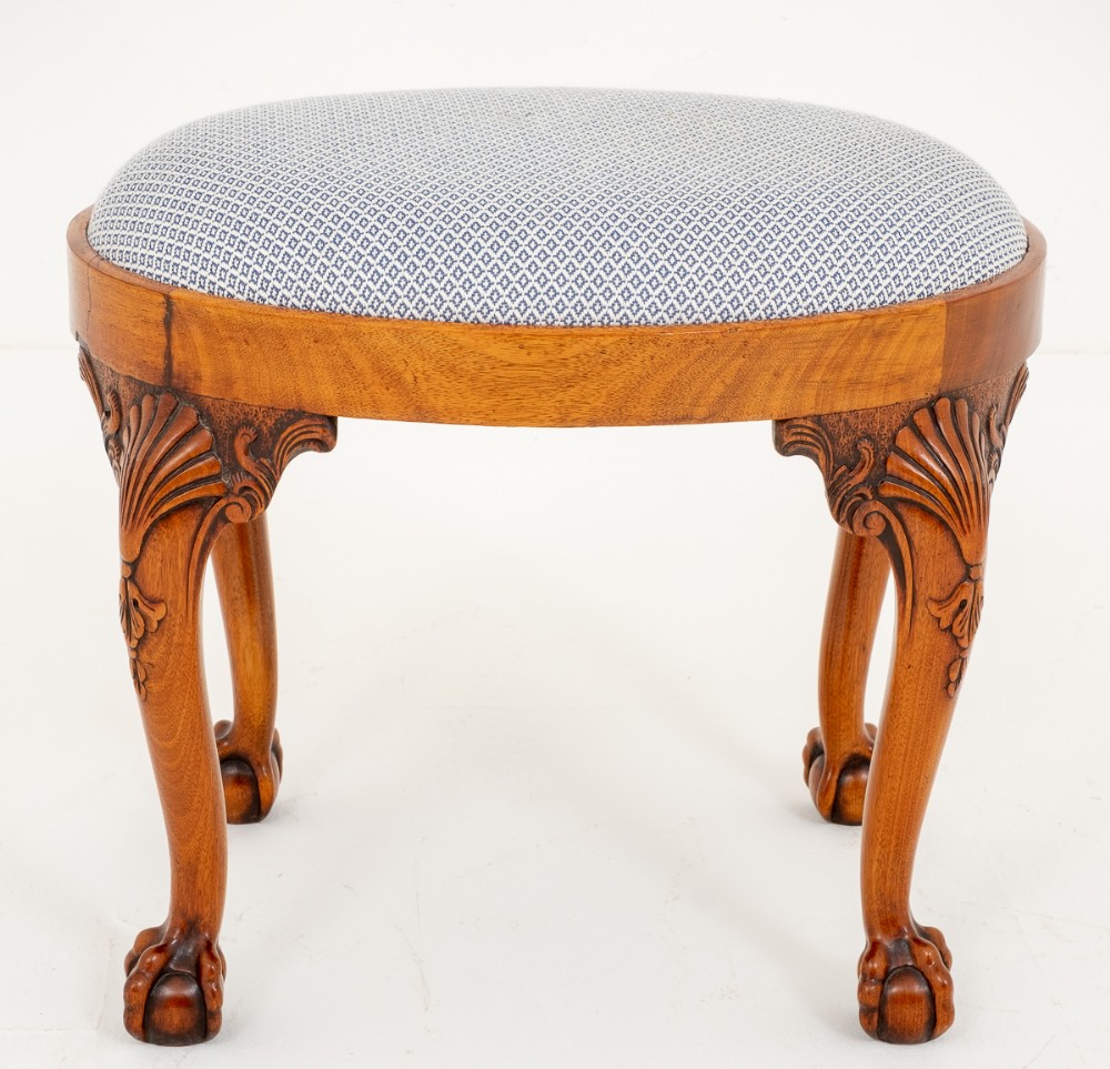 Queen Anne Style Walnut Oval Stool