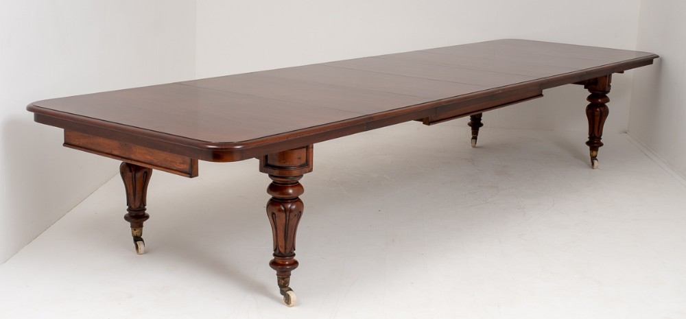 Superb Quality William IV Mahogany 5 Leaf Extending Dining Table