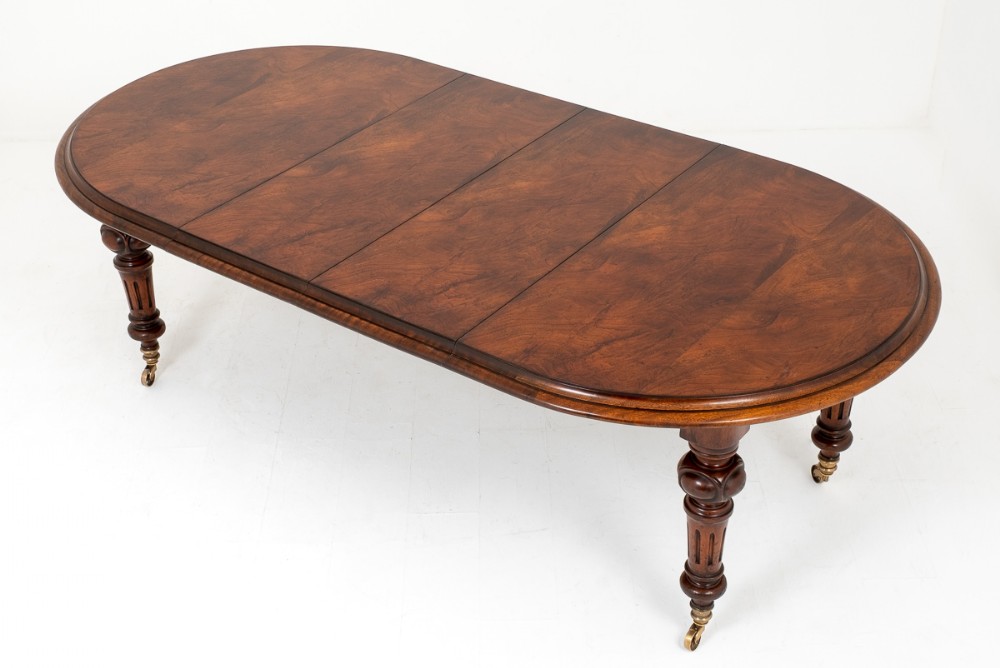 Victorian Mahogany Extending Dining Table