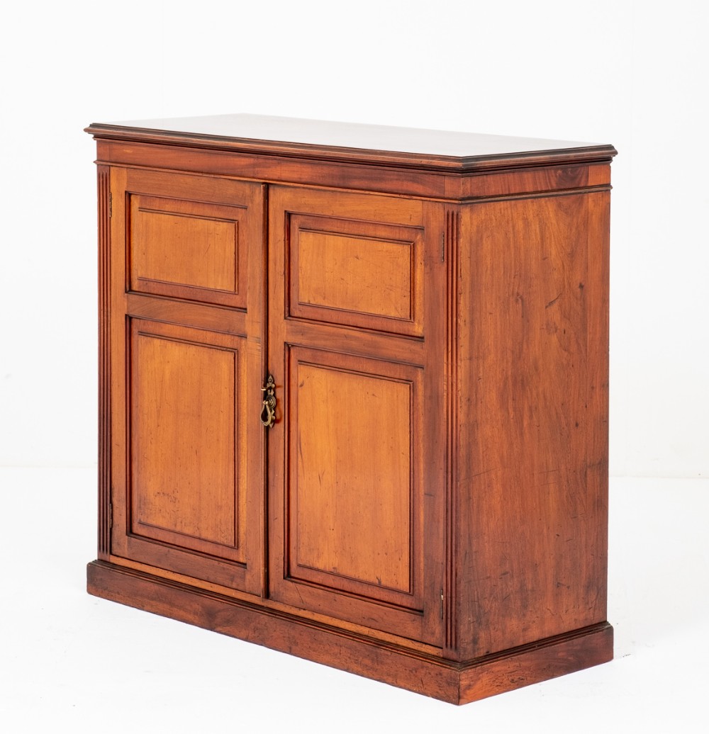 2 Door Mahogany Side Cabinet