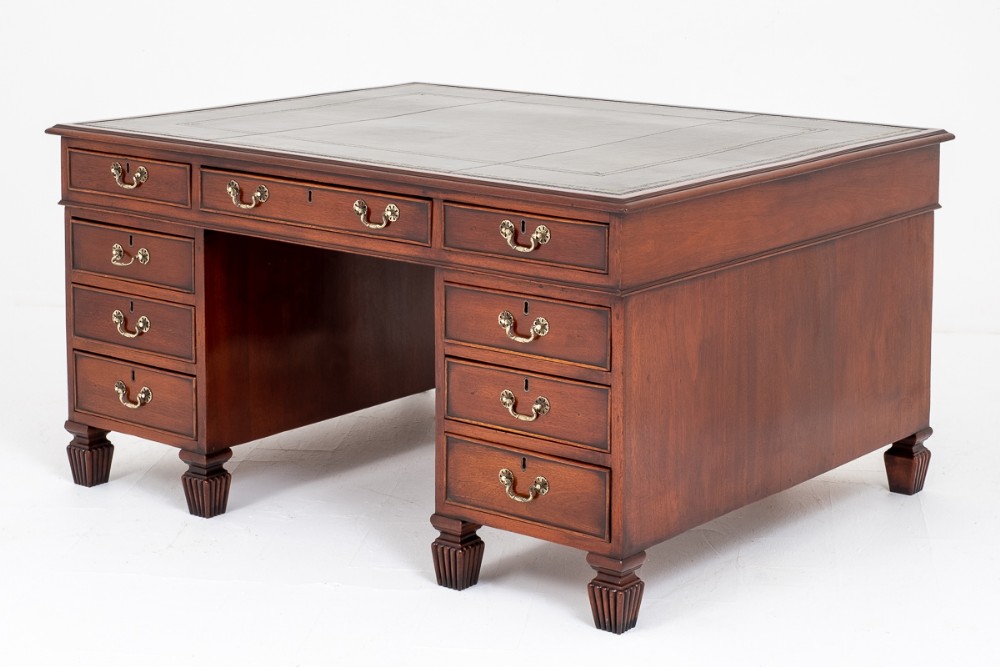 Impressive William IV Mahogany Partners Desk