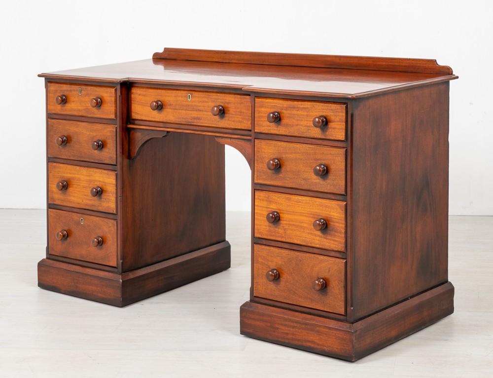 Victorian Mahogany Pedestal Desk