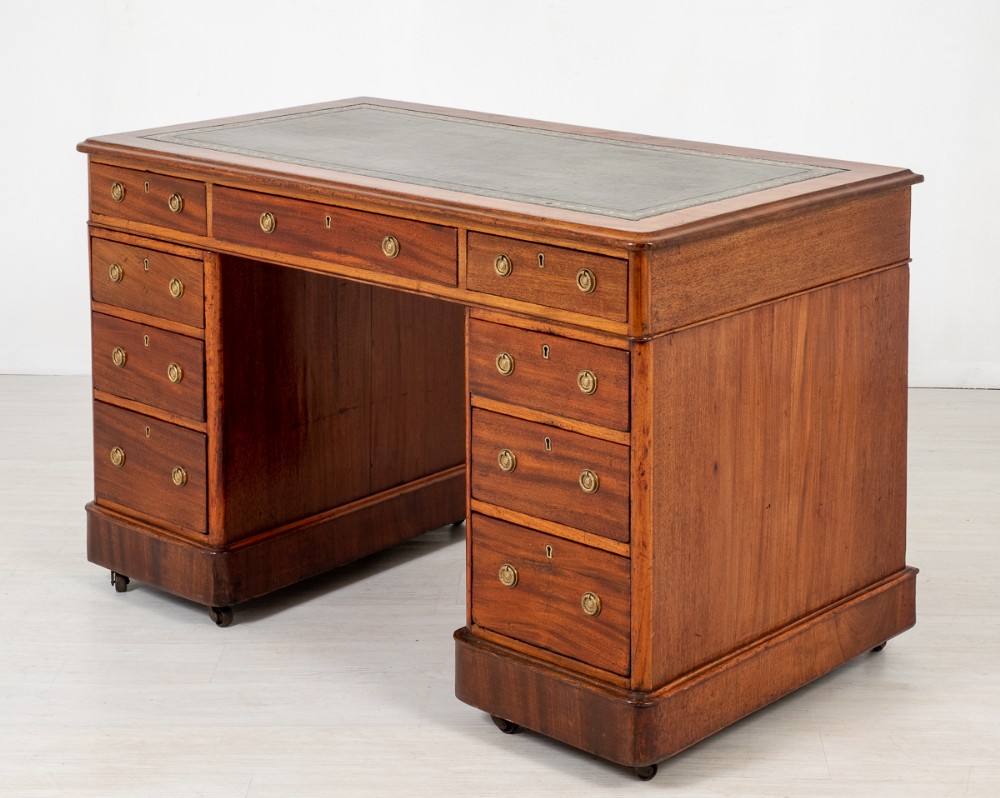 Victorian Mahogany 2 Pedestal Desk