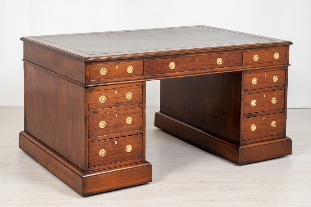 Victorian Mahogany Partners Desk.