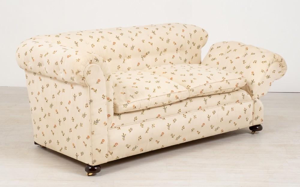 Pretty Victorian Upholstered Drop End Settee